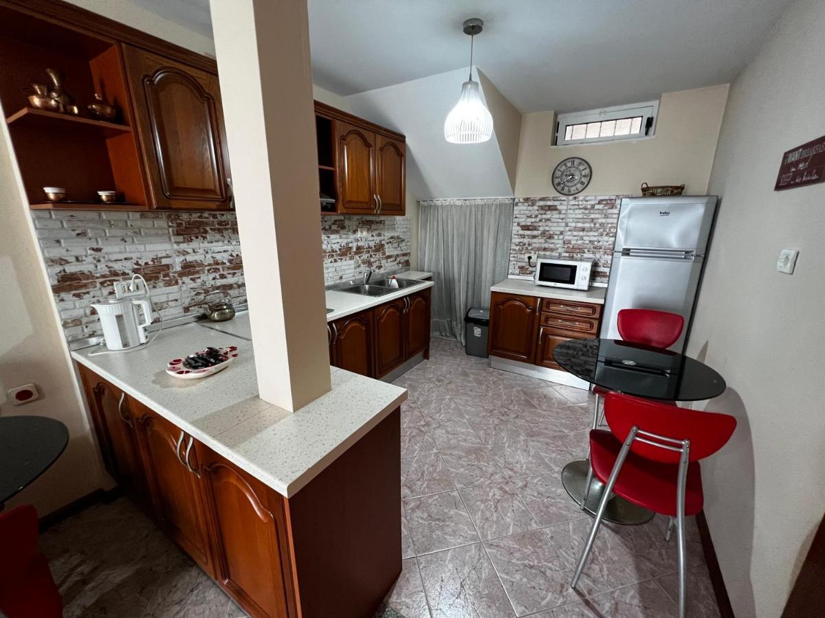 Grand Veranda Apartment Tirana Kültér fotó
