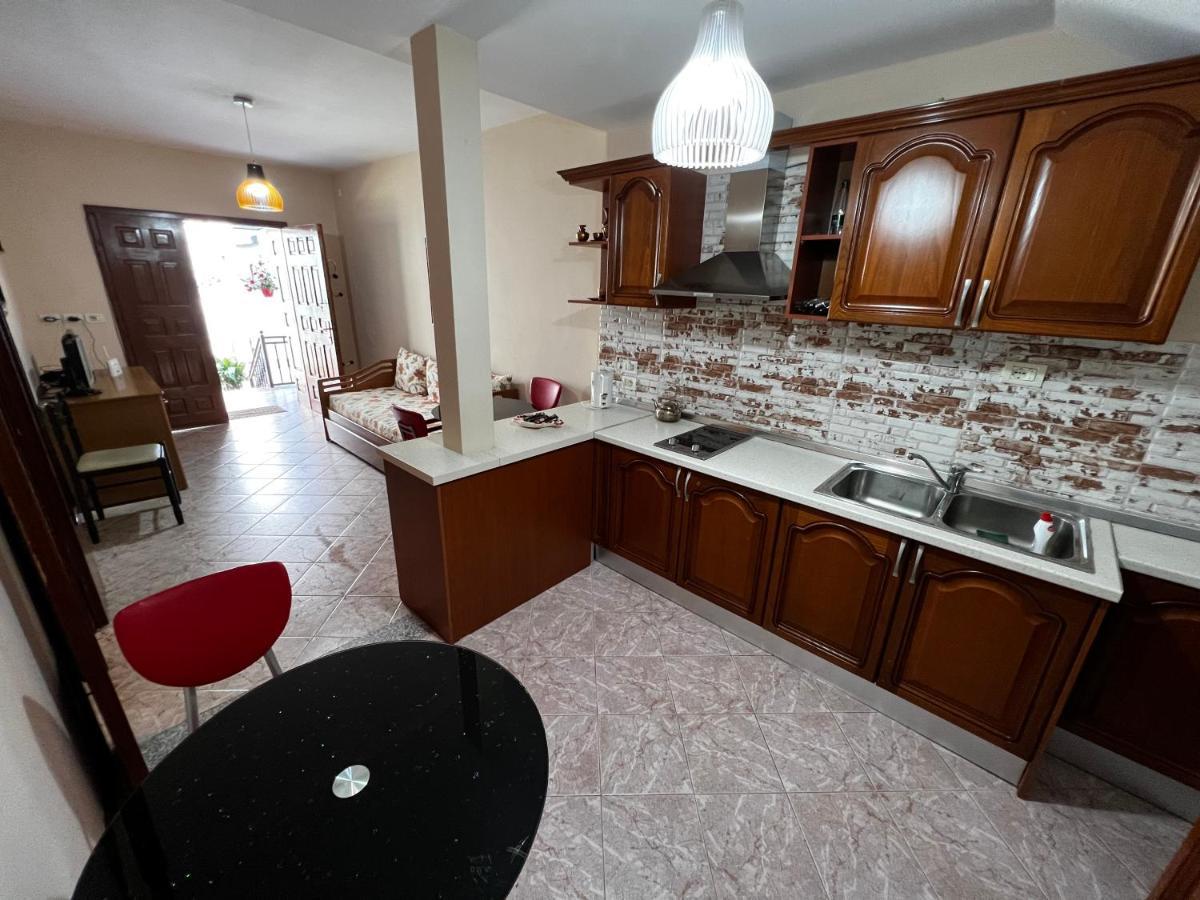 Grand Veranda Apartment Tirana Kültér fotó